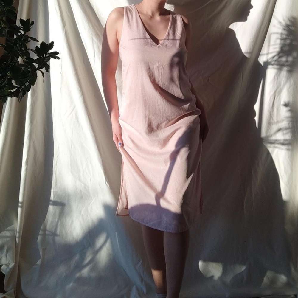 Simons Icone Light Pink Female Figure Print Midi Dress